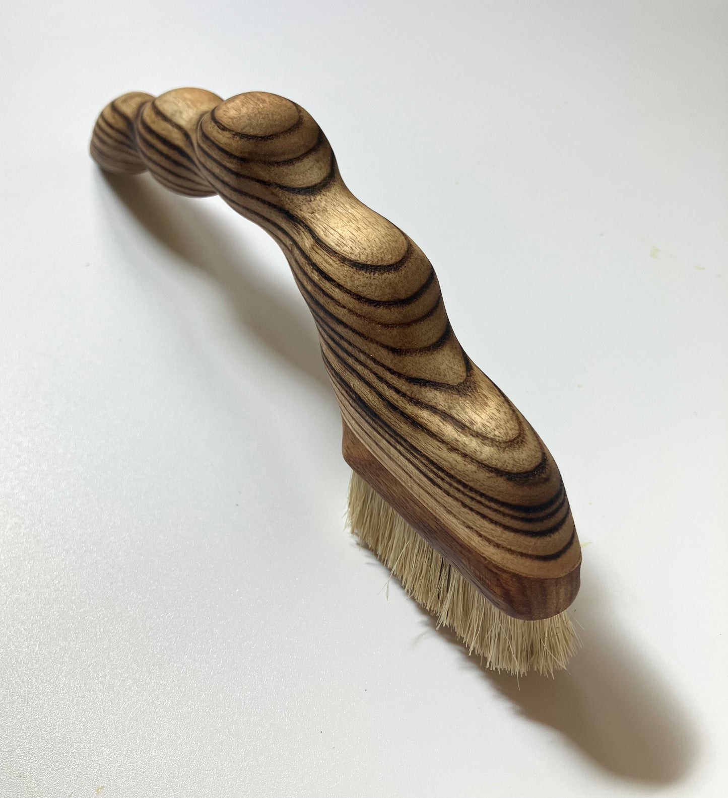 Ash brush 1