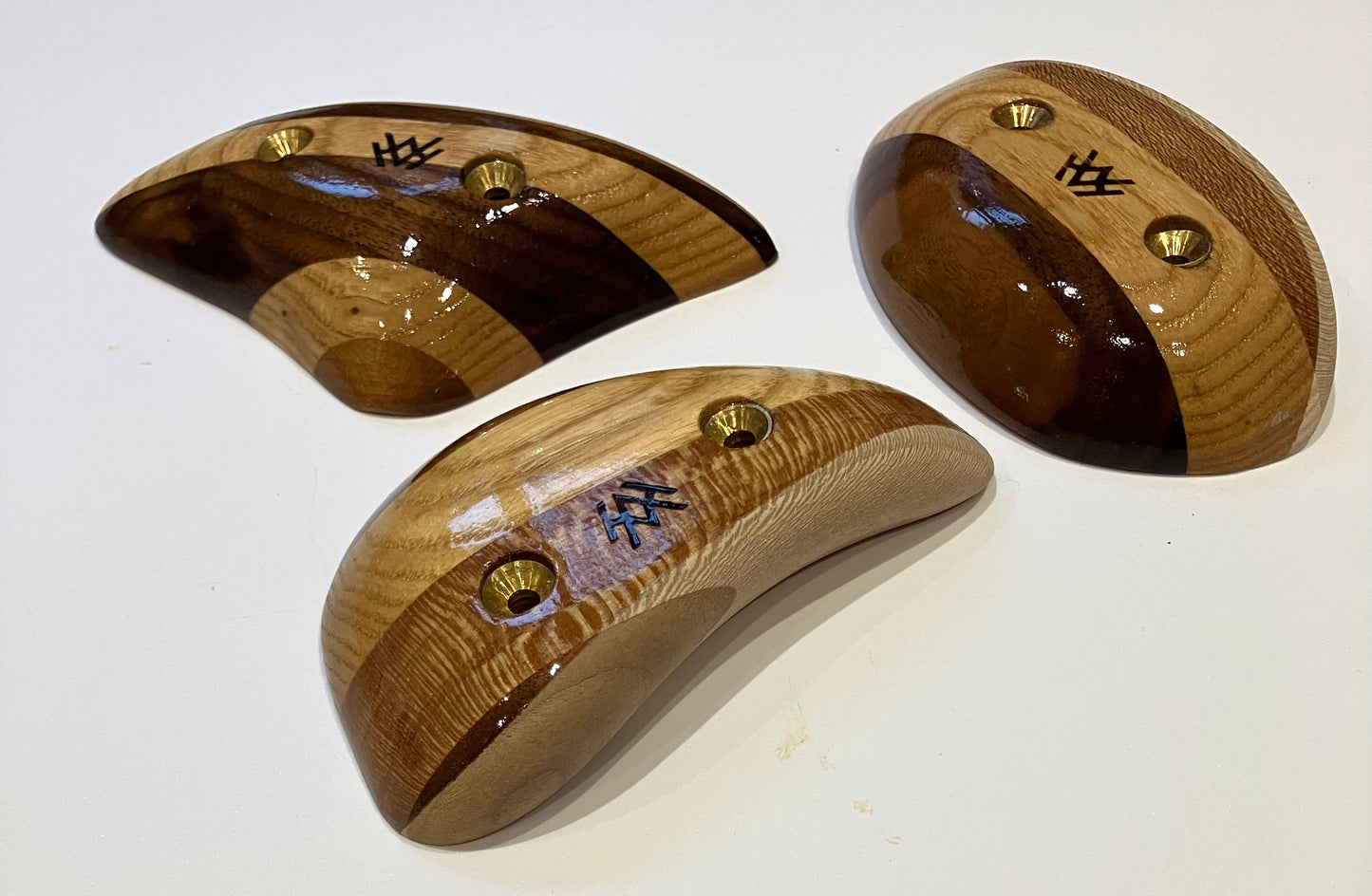 Varnished laminate crimps 4