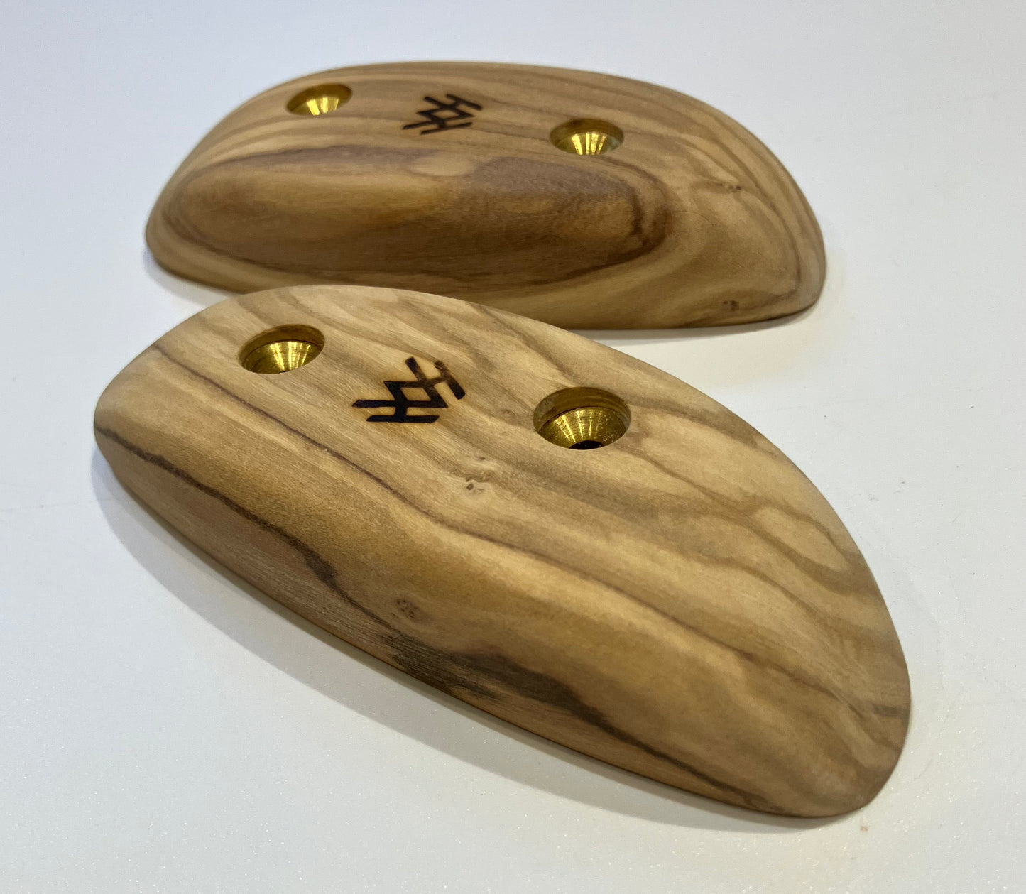 Olive wood pinches